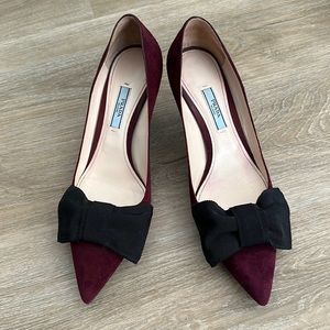 Prada mid-heel suede pumps SZ 38